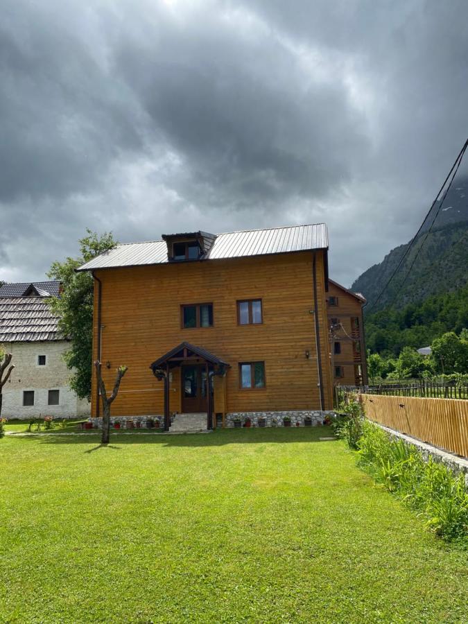 Guesthouse Mehmeti Valbone Exterior photo