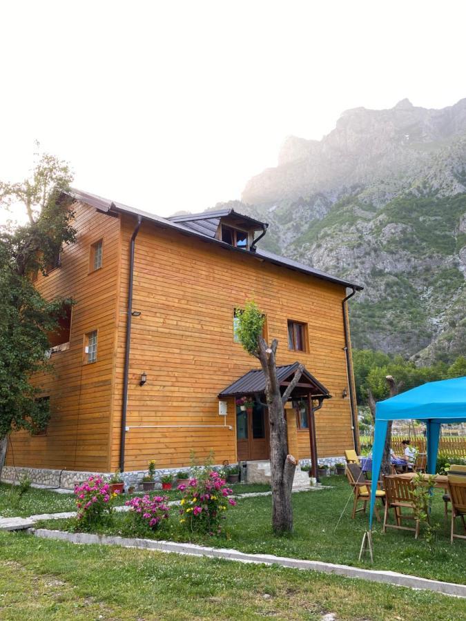 Guesthouse Mehmeti Valbone Exterior photo
