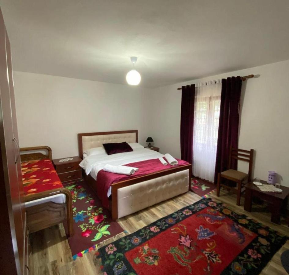 Guesthouse Mehmeti Valbone Exterior photo
