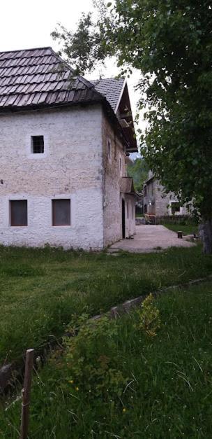 Guesthouse Mehmeti Valbone Exterior photo
